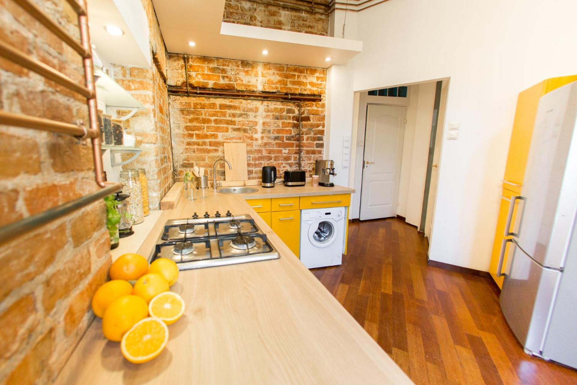 Apartamento Oomph Vintage 2Br Gem Steps From Politechnika Varsovia Exterior foto